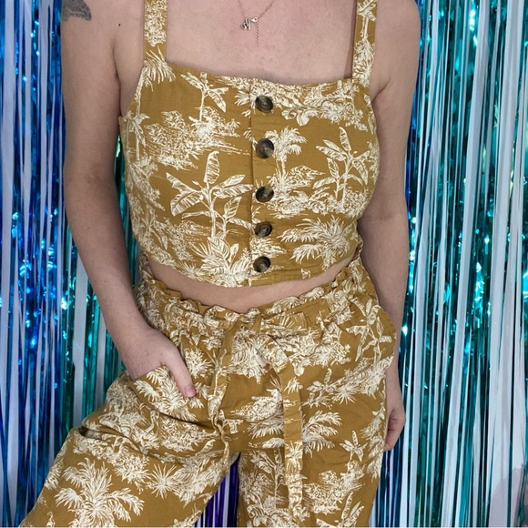 American Eagle Beach Set - Picture 2 of 8